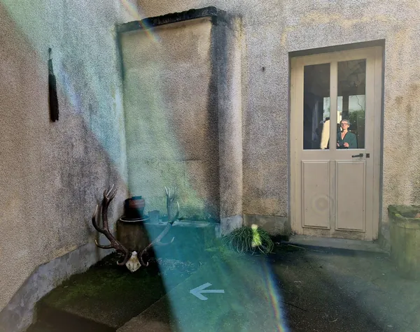 Autoportrait — La bank — 2025