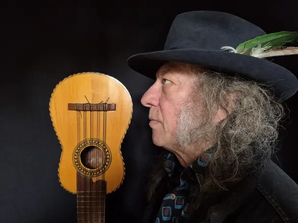 John et son charango